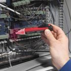 Érintés nélküli feszültség detektor - LED lámpával Érintés nélküli feszültség detektor - LED lámpával