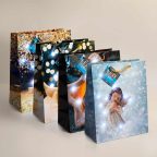 Ajándéktasak - 10 hidegfehér LED, papír - 265 x 127 x 330 mm - 4 féle / csomag Ajándéktasak - 10 hidegfehér LED, papír - 265 x 127 x 330 mm - 4 féle / csomag