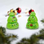 Felhúzható guruló karácsonyfa - 6 x 5 x 4 cm - 2 db / csomag Felhúzható guruló karácsonyfa - 6 x 5 x 4 cm - 2 db / csomag