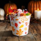 Őszi dekoráció - fém kaspó, vödör - leveles - 15 x 13,7 cm Őszi dekoráció - fém kaspó, vödör - leveles - 15 x 13,7 cm