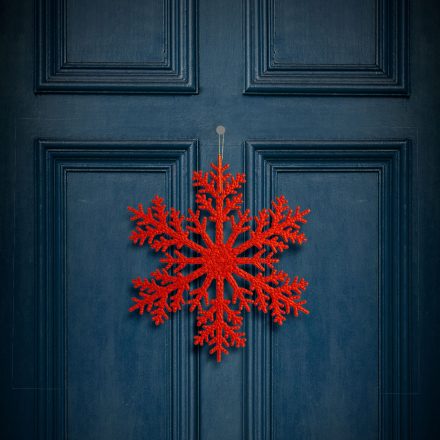 Karácsonyi dekoráció - jégkristály - glitteres piros - akasztható - 31 cm Karácsonyi dekoráció - jégkristály - glitteres piros - akasztható - 31 cm