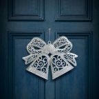   Karácsonyi dekoráció - masni - akasztható - ezüst - 35 cm