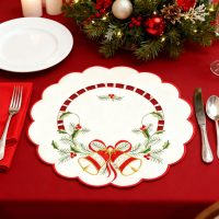 Karácsonyi asztalterítő - hímzett - 29 cm - 3 féle