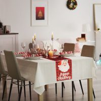   Karácsonyi dekoráció - asztalterítő futó - Mikulás - 183 x 33 cm