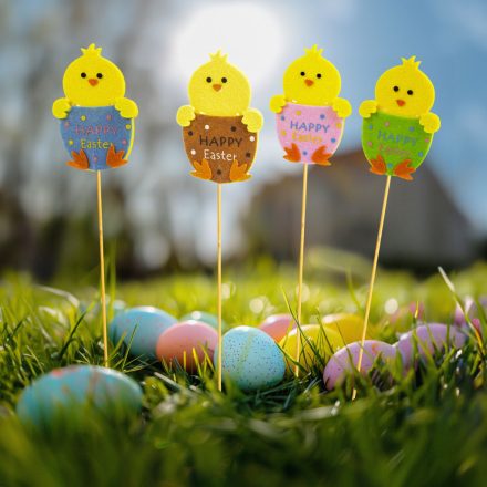 Húsvéti dekoráció - csibe - 4 féle - 6 x 9 cm - leszúrható Húsvéti dekoráció - csibe - 4 féle - 6 x 9 cm - leszúrható