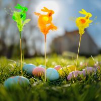   Húsvéti dekoráció - nyuszi - 3 féle - 23 cm - leszúrható