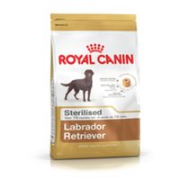   Takarmány Royal Canin Labrador Retriever Sterilised 12 kg Felnőtt Kukorica madarak 20-40 Kg MOST 63081 HELYETT 47473 Ft-ért!