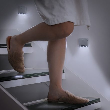 LED Lámpa mozgásérzékelővel Lumtoo InnovaGoods 2 egység MOST 23195 HELYETT 6515 Ft-ért!